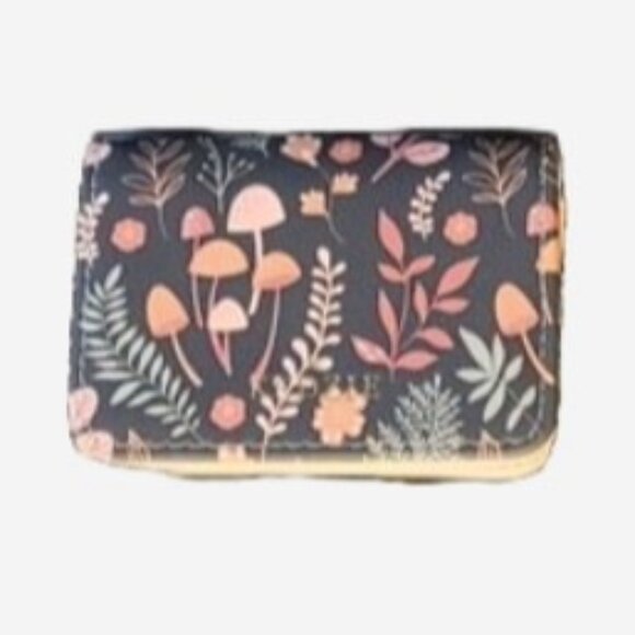 Kenzie Mushroom Card Wallet - Picture 2 of 7